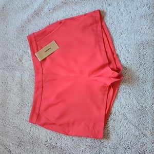NWT Francesca's shorts size medium peach orange coral